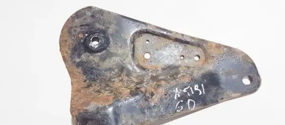 Audi A5 8T 8F Engine mounting bracket 8k0505220c