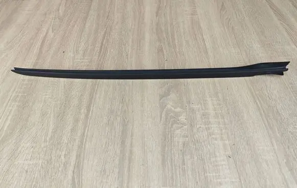 BMW 4 G22 G23 G24 G26 Windshield trim 7933088