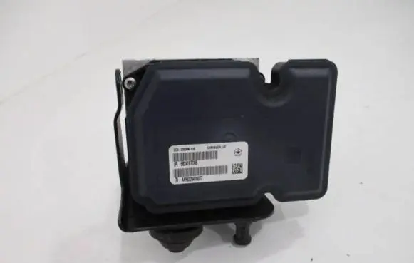 Jeep Grand Cherokee ABS Pump 68241677AB