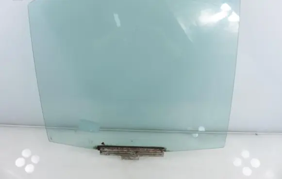 Mercedes-Benz E W124 Rear door window glass