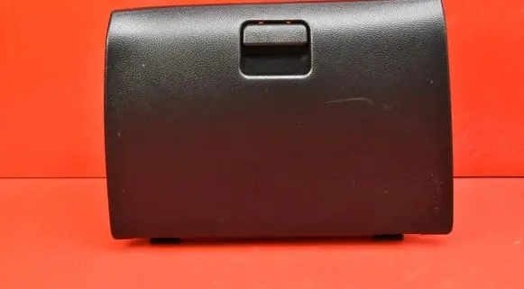 Mitsubishi Lancer Glove box MR532676-4