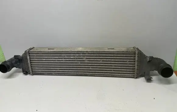 Mercedes-Benz C W204 Intercooler radiator A2045000200