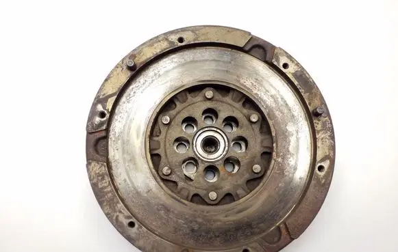 BMW X3 E83 Dual mass flywheel 7533867