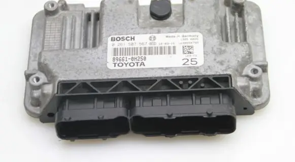 Toyota Aygo AB10 Engine control unit/module 896610H250