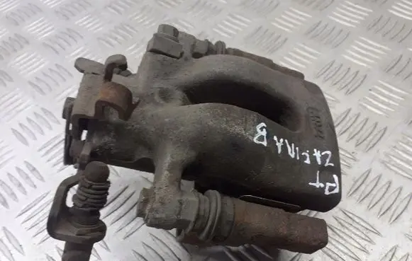 Opel Zafira B Rear brake caliper