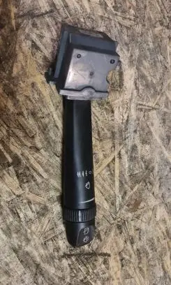 Volvo V70 Wiper control stalk 30768100