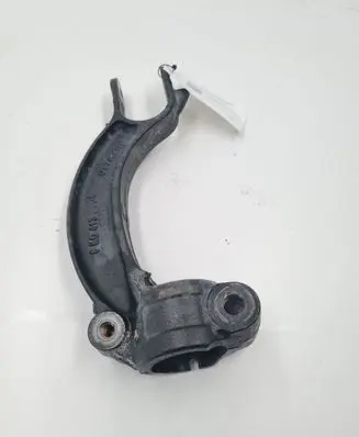 Audi A4 S4 B8 8K Lower shock absorber bracket 8K0413