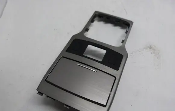 Subaru Legacy Glove box central console 