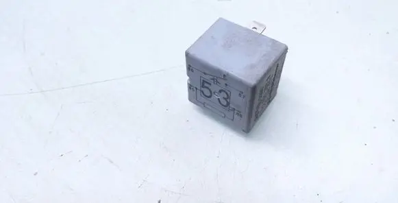 Volkswagen PASSAT B6 Other relay 141951253B 20240072