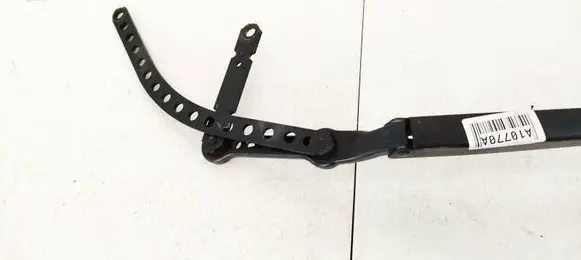 Front wiper blade arm