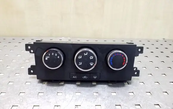 Chevrolet Captiva Climate control unit 96820197