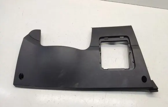 Dashboard lower bottom trim panel