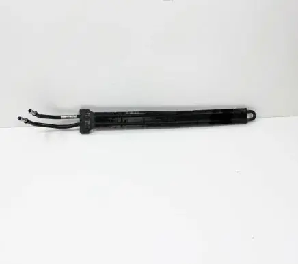 Volkswagen Touareg II Power steering radiator 7P5422885A