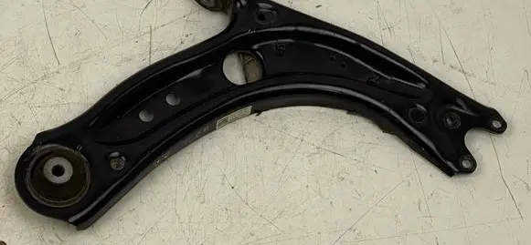 Audi A3 8Y Front lower control arm/wishbone 81A407152F