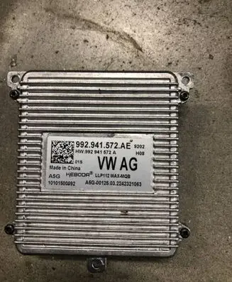Skoda Enyaq iV LED ballast control module 992941572AE 10101500092