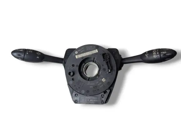 Wiper turn signal indicator stalk/switch