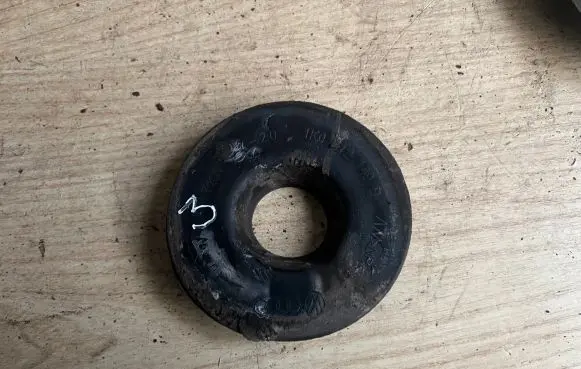Volkswagen Tiguan Rear coil spring rubber mount 1K0512149B