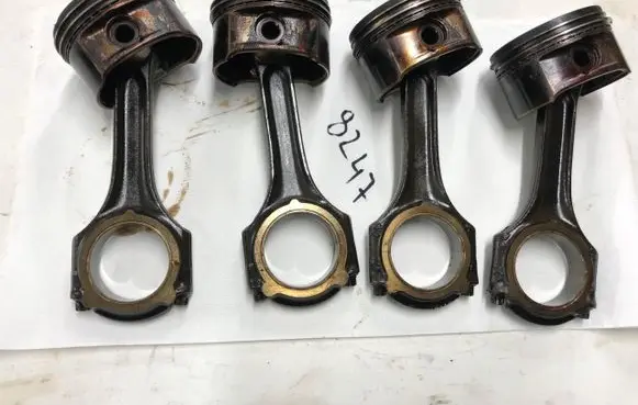 Mercedes-Benz C W203 Piston with connecting rod