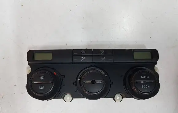 Skoda Octavia Mk2 (1Z) Climate control unit 