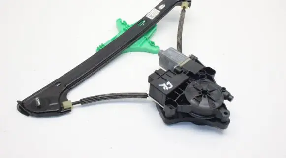 Volkswagen Golf VII Rear door window regulator with motor 5G4839461C