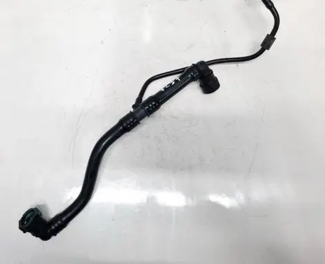Land Rover Range Rover Evoque L551 Engine coolant pipe/hose L8D29A086CB L8D2-9A086-CB