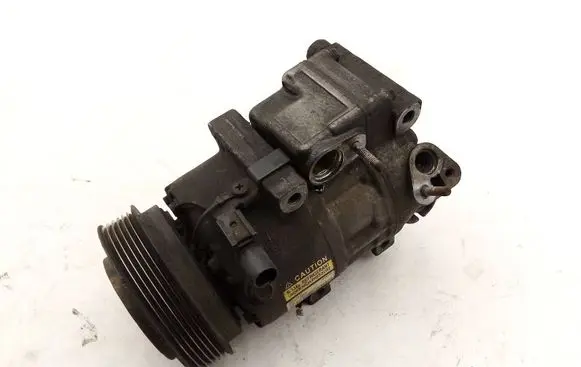 KIA Ceed Air conditioning (A/C) compressor (pump) 977012B200