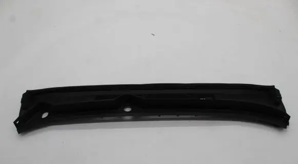 Mercedes-Benz X-class W470 Wiper trim 668625XA1A
