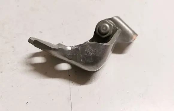 Ford Fusion II Front door upper hinge