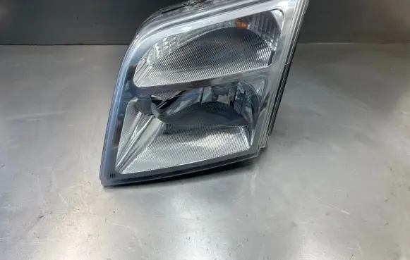 Ford Connect Headlight/headlamp 2T1413005AE 03914099900000 0311409900000001