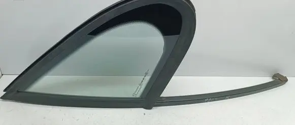 Peugeot 207 Front vent window/glass (coupe) 9650907880 5900006