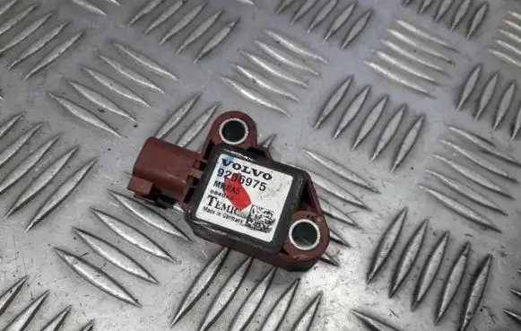 Volvo V50 Airbag deployment crash/impact sensor 9206975 8840A5