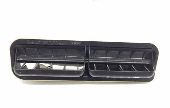 Mercedes-Benz C W204 Fender grill A2048300342