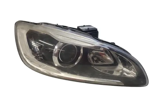 Volvo V60 Headlight/headlamp 90053126