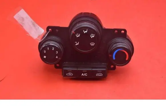 KIA Carens I Climate control unit 0K2FA-61190
