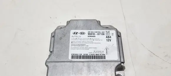 Hyundai Tucson TL Airbag control unit/module 95910D7130