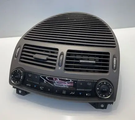 Mercedes-Benz E W211 Climate control unit 2118300685 00072302 HW0402