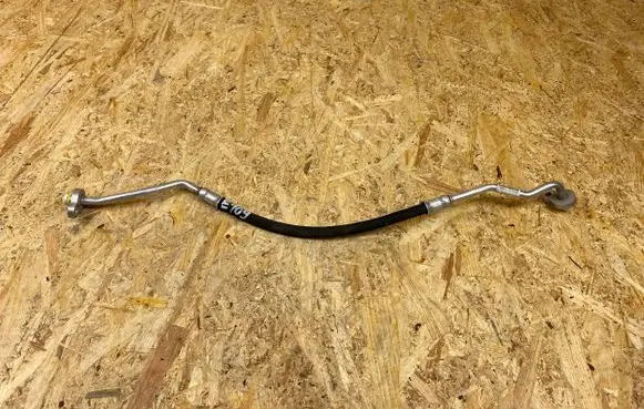 Volvo V60 Air conditioning (A/C) pipe/hose 32226282