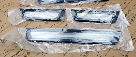 KIA Niro sill trim set (inner) G5F45AK000