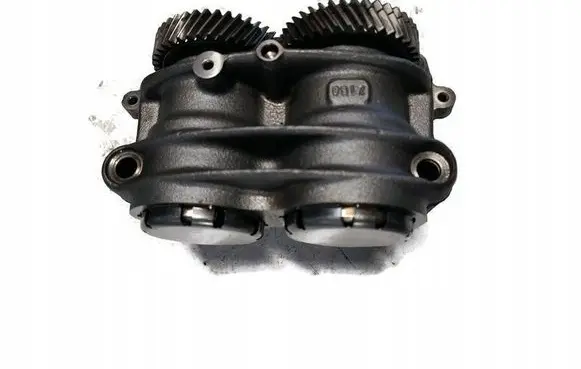 Mercedes-Benz C W205 Oil pump A2740300013