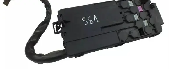 Mercedes-Benz E W211 Fuse module A2115452301