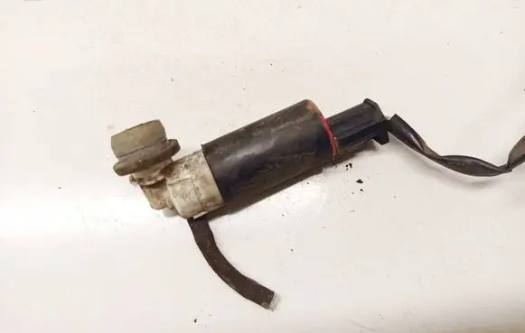 Toyota Avensis T250 Windscreen/windshield washer pump 