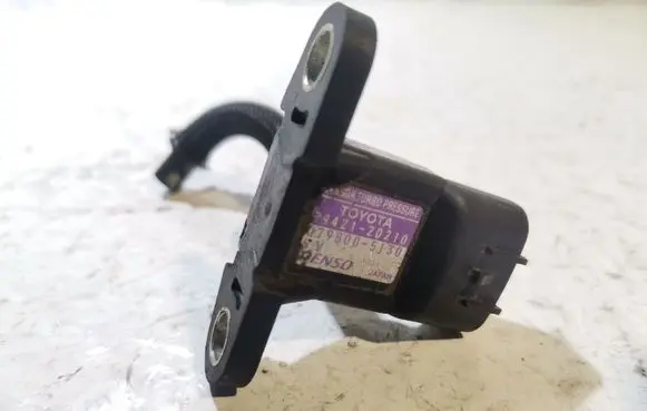 Toyota Avensis T250 Air pressure sensor 8942120210
