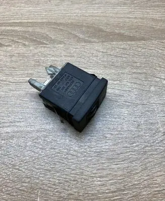 Audi A4 S4 B5 8D Headlight level height control switch 8D0941301