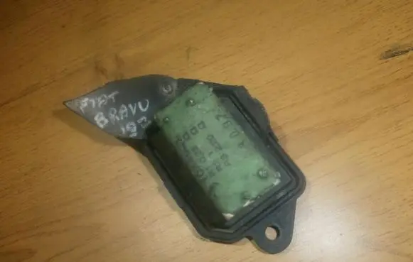 Fiat Bravo - Brava Heater blower motor/fan resistor b837