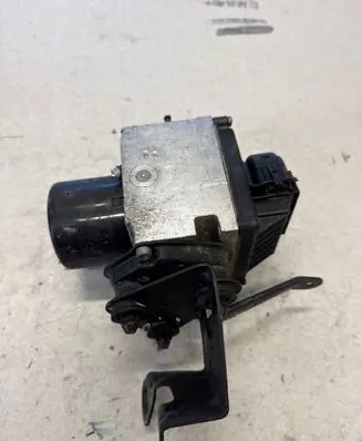 Volkswagen PASSAT B6 ABS Pump 3C0614109T 16705910