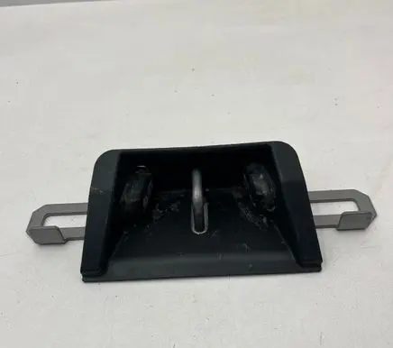 Volvo XC90 Loading door lock 39831946