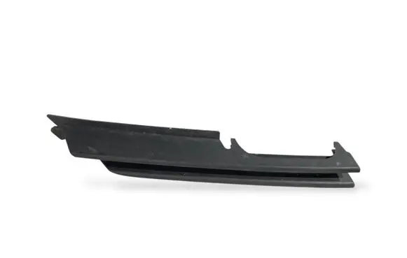 BMW 3 E46 Front bumper lower grill 7032613 51117032613