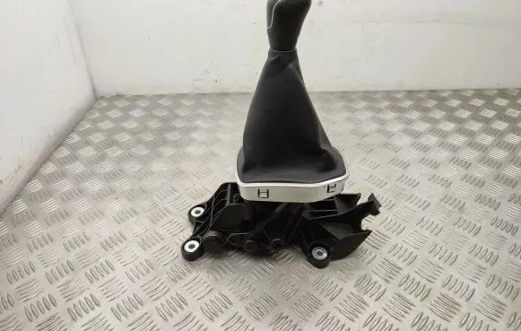 Ford B-MAX Gear shifter/selector AV1R7C453CAA AV11R044H83BDW