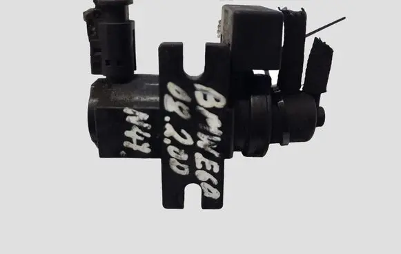 BMW 5 E60 E61 Turbo solenoid valve 70206301 7805391