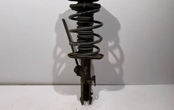 Toyota Auris E180 Front shock absorber/damper F06L5 151002 R837